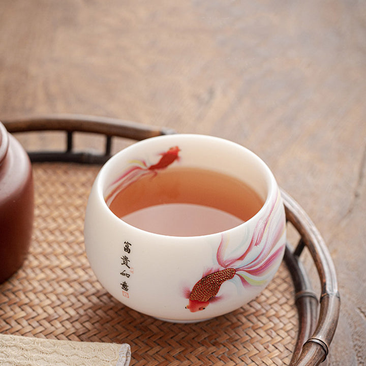Tasse à thé en céramique blanche en porcelaine avec Buddha Stones