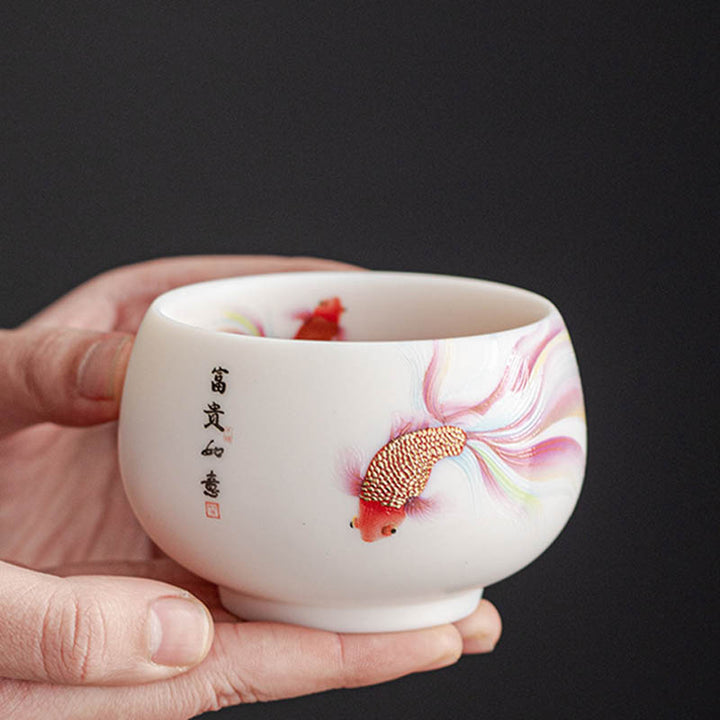 Tasse à thé en céramique blanche en porcelaine avec Buddha Stones