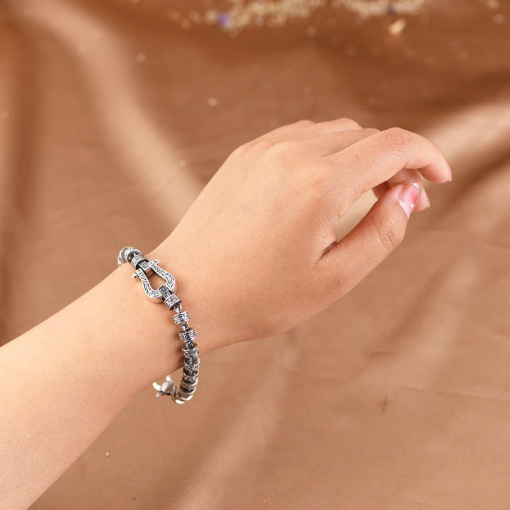 Bracelet porte-bonheur en cuivre avec motif floral de la dynastie Tang et Buddha Stones