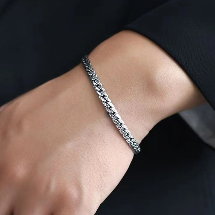 Bracelet porte-bonheur en cuivre avec boucle porte-bonheur et texture à pois simples avec Buddha Stones
