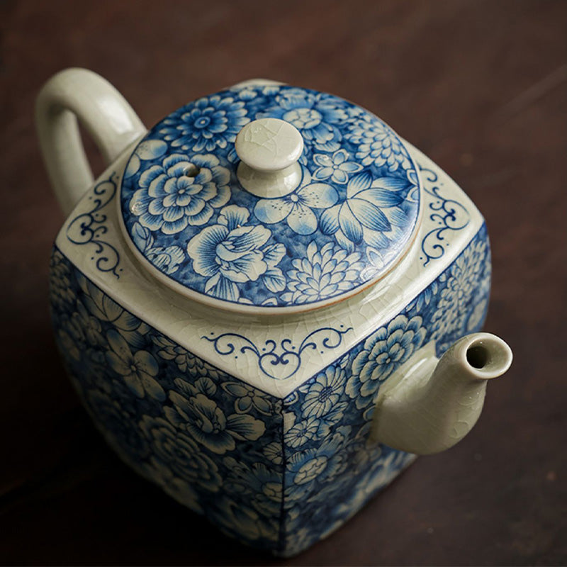 Théière en céramique de style chinois Gongfu en porcelaine bleue et blanche avec Buddha Stones