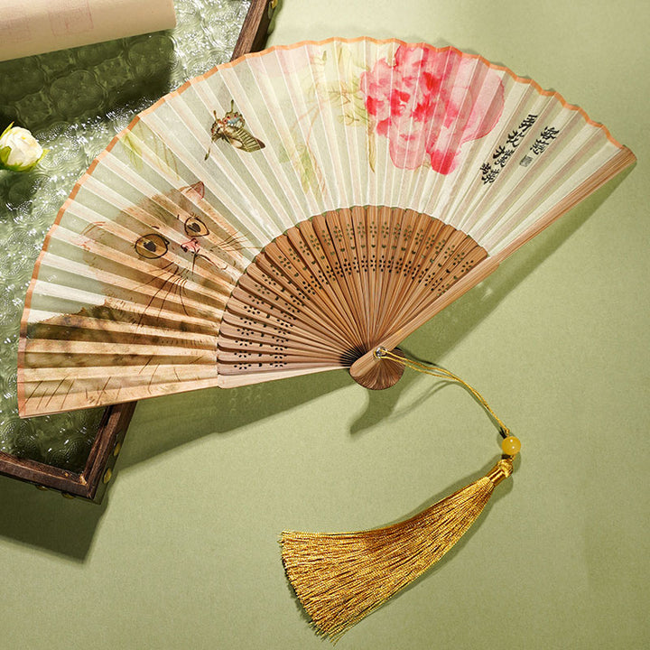 Éventail pliable en bambou et soie avec motif de chat et papillon mignon et Buddha Stones , 21 cm