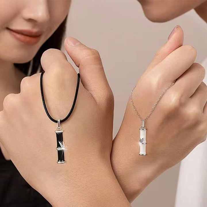 Collier pendentif couple porte-bonheur en cuivre avec Buddha Stones et bambou