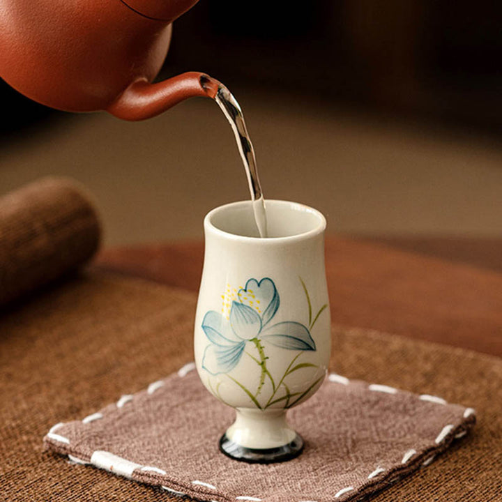 Tasse à thé en céramique peinte à la main avec des Buddha Stones et des fleurs de lotus Tasse à thé Kung Fu