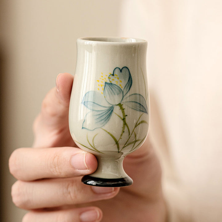 Tasse à thé en céramique peinte à la main avec des Buddha Stones et des fleurs de lotus Tasse à thé Kung Fu