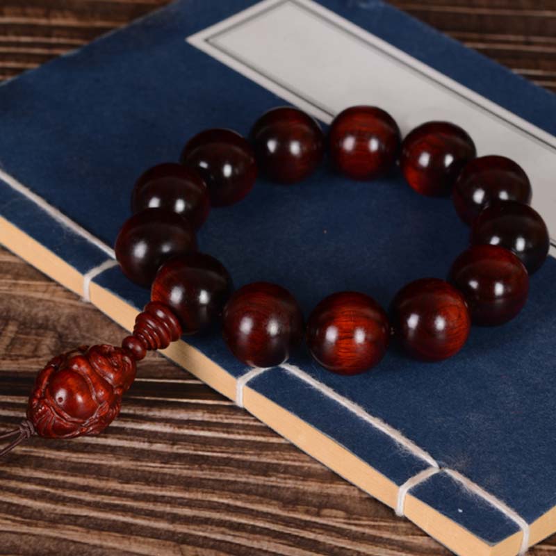 Bracelet Buddha Stones rieur Dieu de la richesse et de la protection en petites feuilles de santal rouge