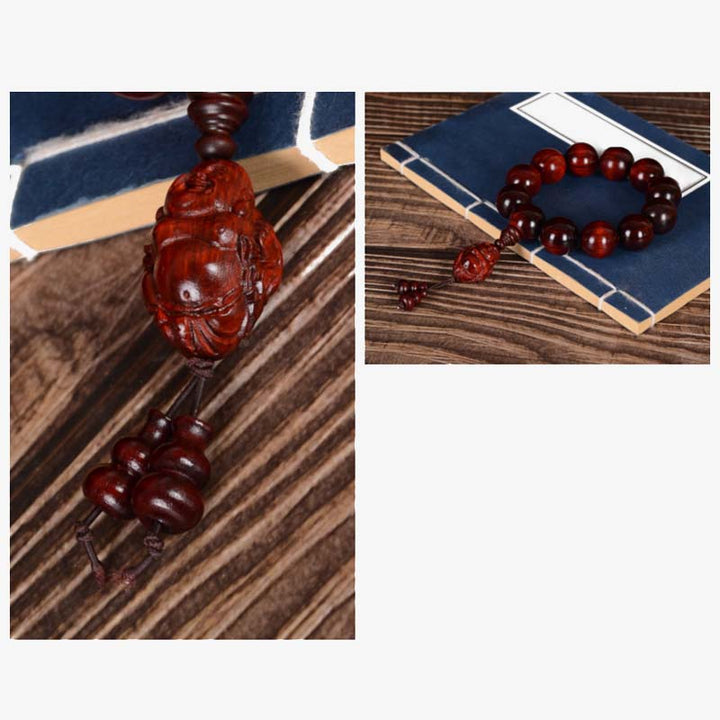 Bracelet Buddha Stones rieur Dieu de la richesse et de la protection en petites feuilles de santal rouge