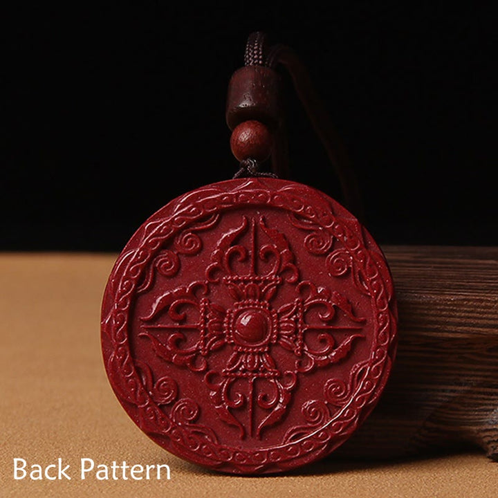 Collier avec pendentif en corde et bénédiction en Buddha Stones en cinabre naturel Lotus Om Mani Padme Hum