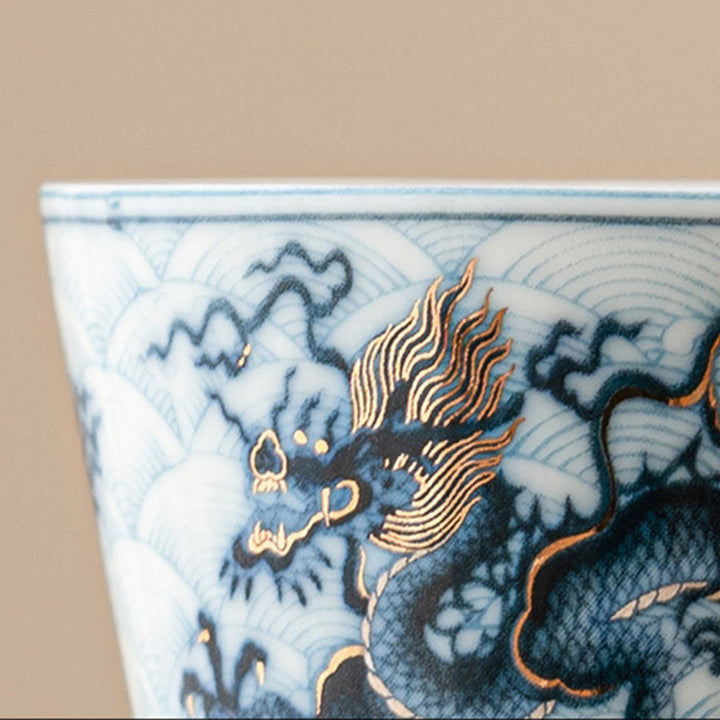 Petite tasse à thé en céramique à motif de dragon bleu et blanc Buddha Stones Tasses à thé Kung Fu 45 ml
