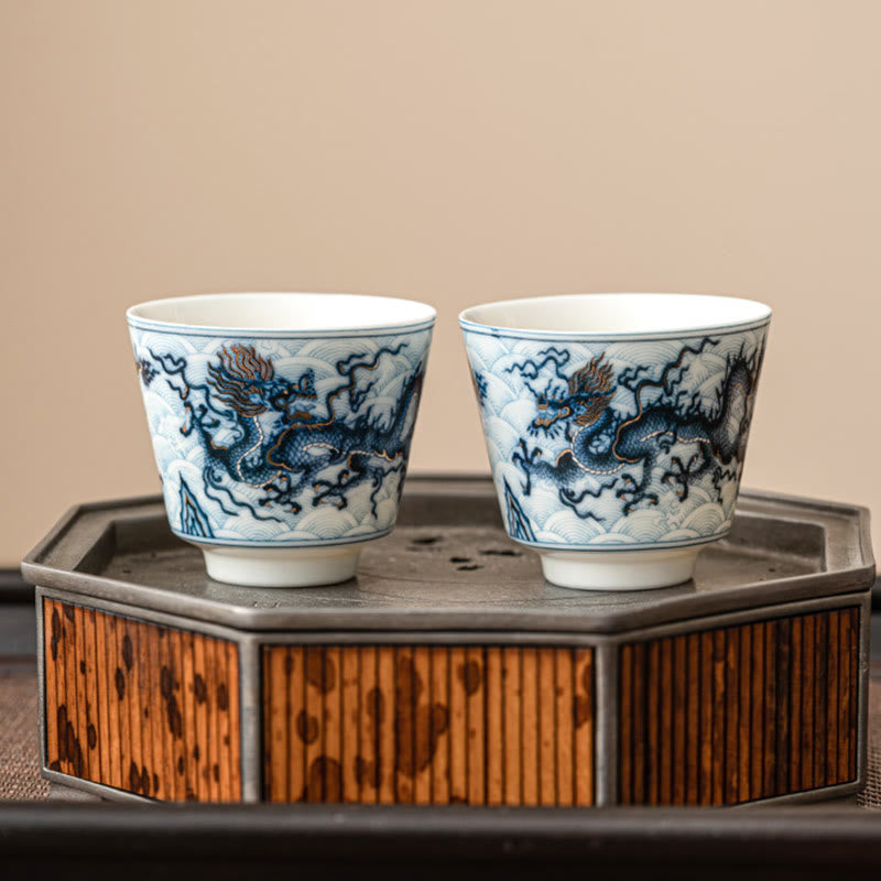 Petite tasse à thé en céramique à motif de dragon bleu et blanc Buddha Stones Tasses à thé Kung Fu 45 ml