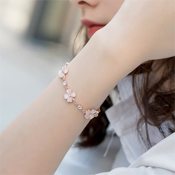 Bracelet chaîne d'amour en cristal rose avec trèfle à quatre feuilles et Buddha Stones