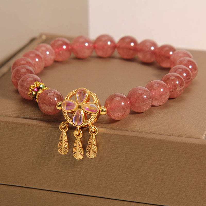 Bracelet attrape-rêves à quatre feuilles en quartz fraise naturel Buddha Stones