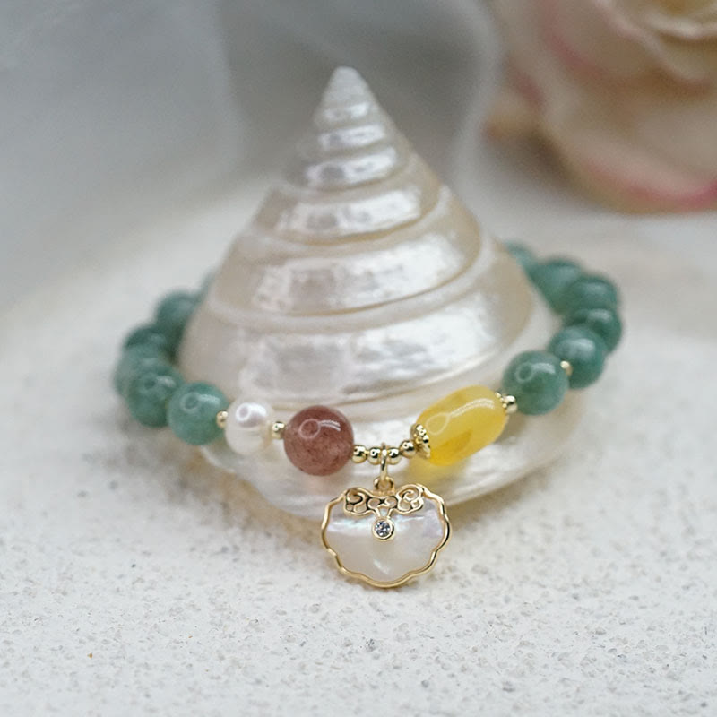 Bracelet porte-bonheur en jade et coquillages de Buddha Stones Ruyi