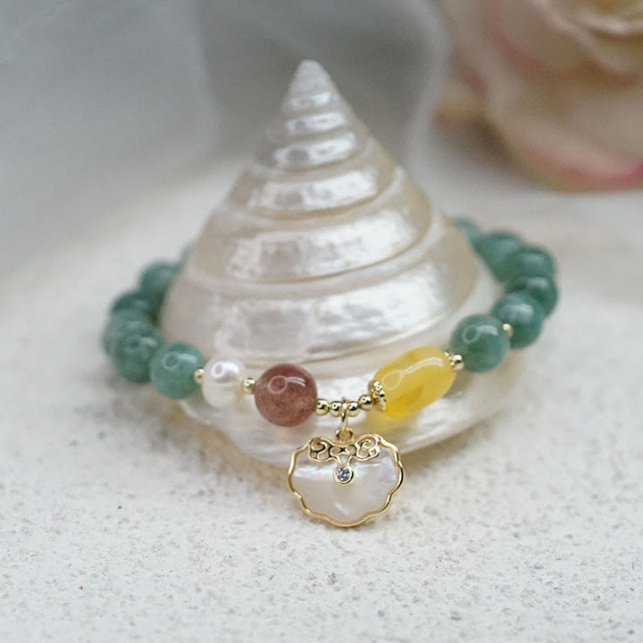 Bracelet porte-bonheur en jade et coquillages de Buddha Stones Ruyi