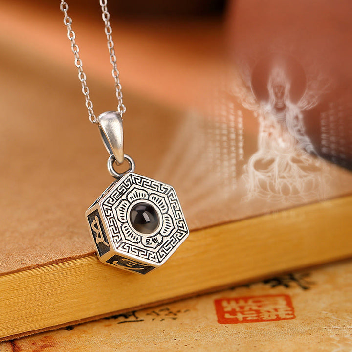 Buddha Stones Collier avec pendentif en argent sterling 990 tibétain Om Mani Padme Hum avec projection d'amour de lotus - Om Mani Padme Hum - image 0