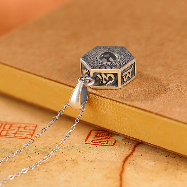 Buddha Stones Collier avec pendentif en argent sterling 990 tibétain Om Mani Padme Hum avec projection d'amour de lotus
