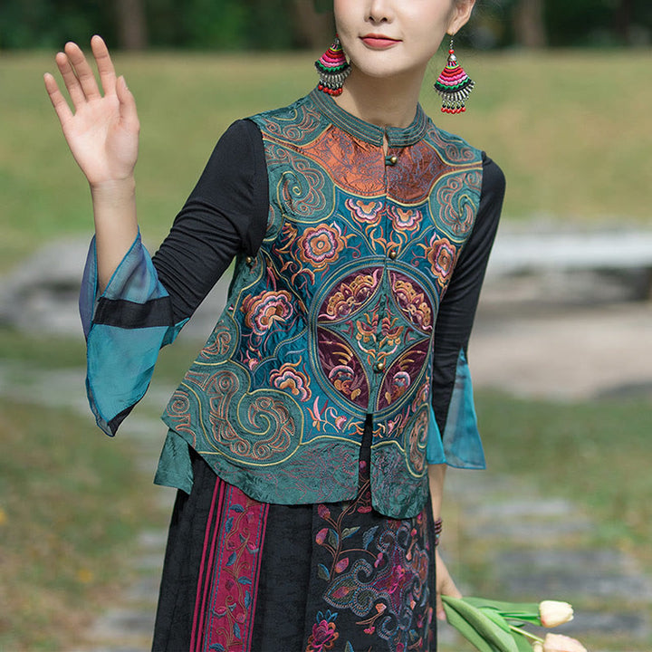 Gilet sans manches avec broderie de fleurs style vintage et Buddha Stones - image 1