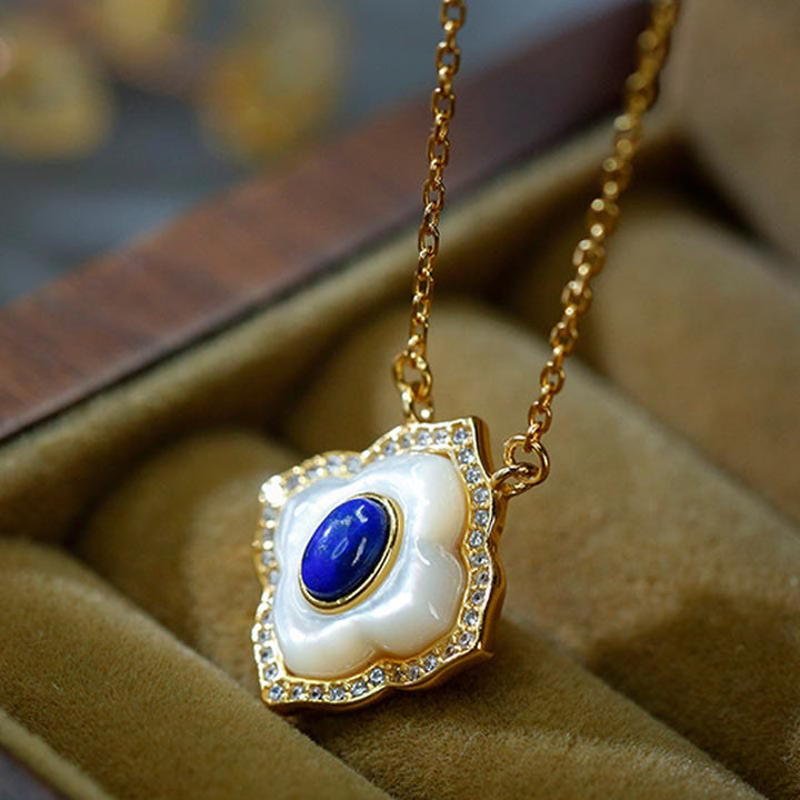 Ensemble de bijoux avec boucles d'oreilles, collier et pendentif en argent Buddha Stones 925 avec pierre de tridacna et lazurite prismatique - Collier - image 1