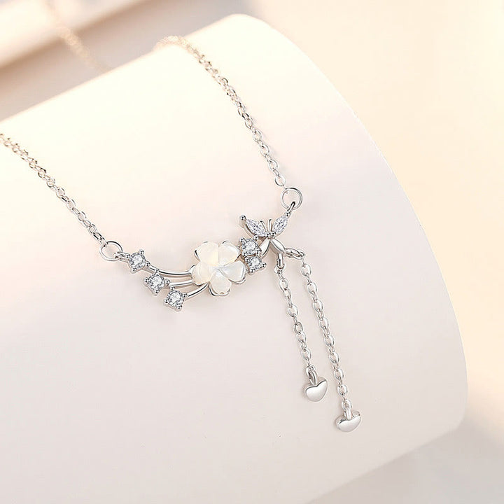 Ensemble de boucles d'oreilles et collier avec pendentif en forme de fleur et de papillon en argent sterling 925 avec Buddha Stones