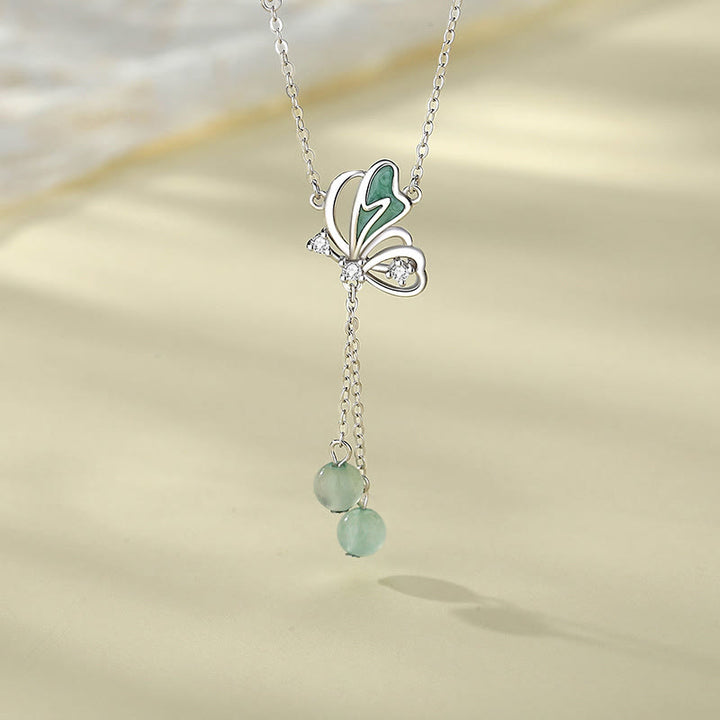 Ensemble de boucles d'oreilles et collier porte-bonheur en argent sterling 925 avec pendentif en forme de papillon en aventurine verte naturelle de Buddha Stones