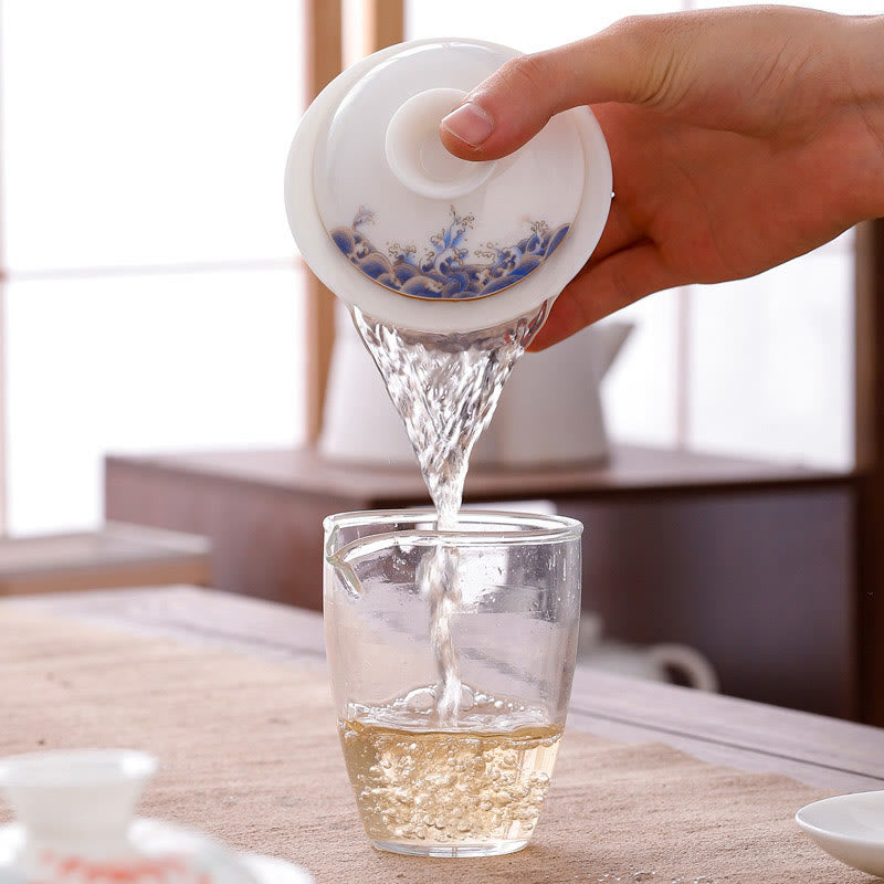 Buddha Stones à thé Gaiwan en porcelaine blanche avec paysage de montagne et soucoupe en céramique avec couvercle