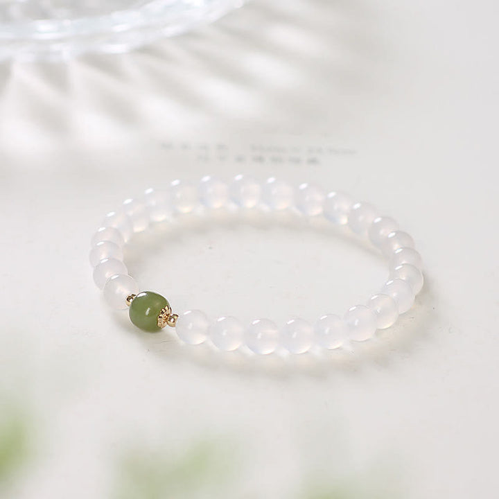 Bracelet porte-bonheur en agate blanche naturelle et jade de Buddha Stones