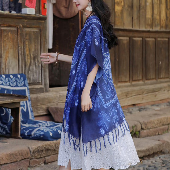 Châle à pompons en forme de poisson koï bleu avec Buddha Stones et teinture par nouage, pull de voyage doux 90 x 95 cm