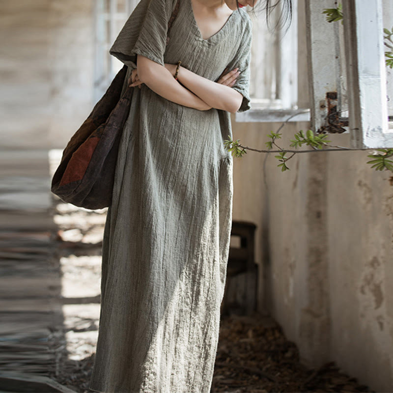 Robe mi-longue à col en V en lin à manches courtes et teinture faite à la main Buddha Stones - image 24