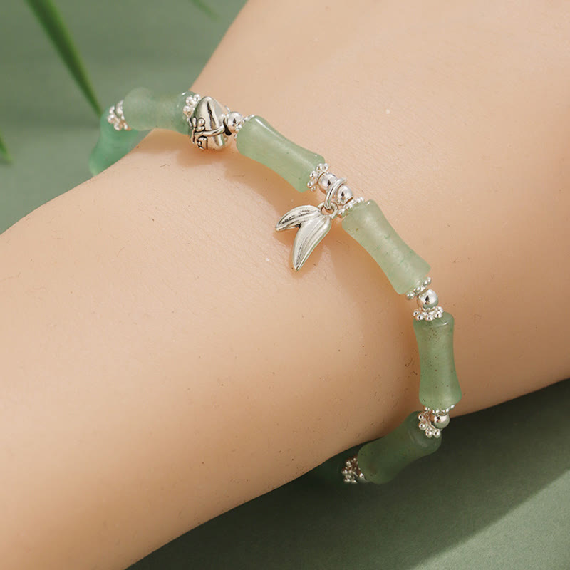 Bracelet porte-bonheur en Buddha Stones, péridot, jade blanc, quartz fraise, aventurine verte, bambou, personnage Fu
