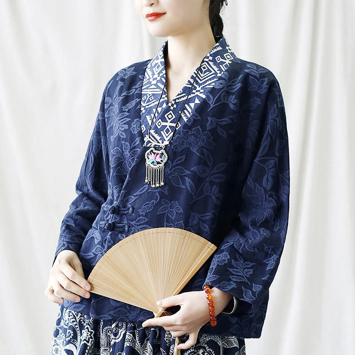 Veste à manches longues et col en V en jacquard avec fleurs et Buddha Stones