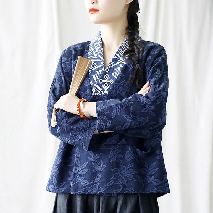 Veste à manches longues et col en V en jacquard avec fleurs et Buddha Stones
