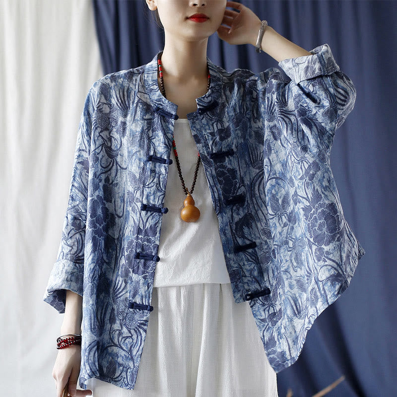 Chemise à manches longues en lin ramie avec boutons en grenouille et motif de fleurs bleues et blanches rétro Buddha Stones - image 5