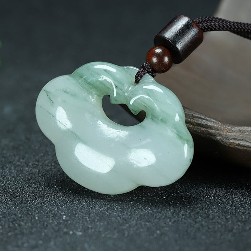 Collier pendentif en jade de soie dorée et jade de Tianshan avec Buddha Stones et breloque de verrouillage chinois