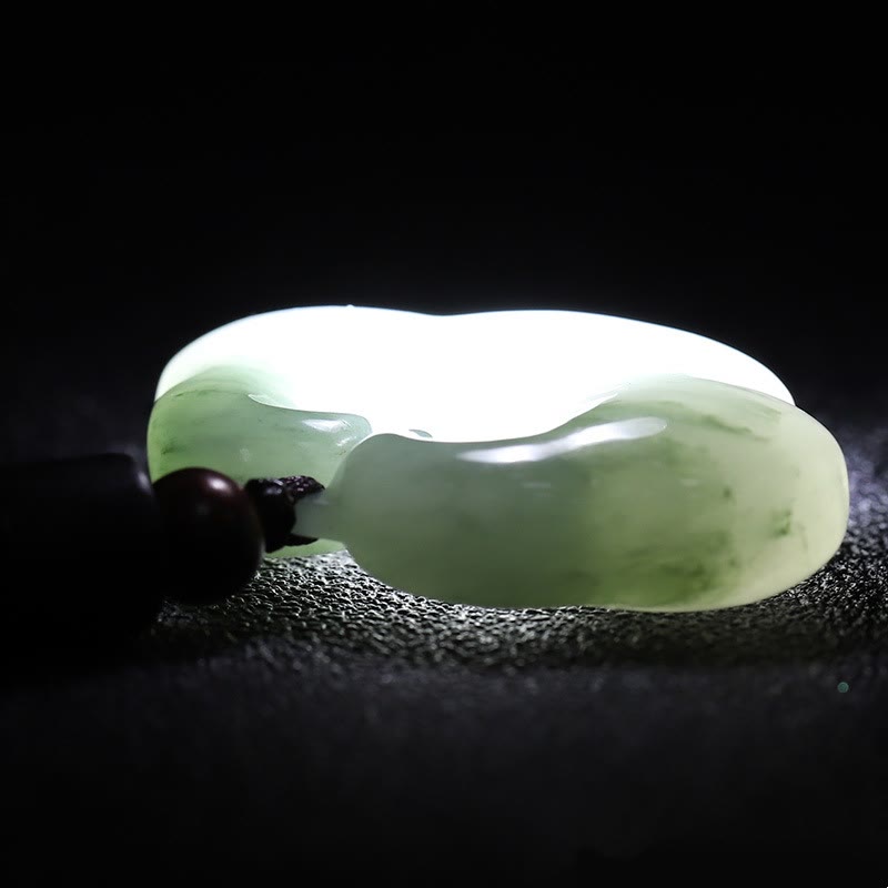 Collier pendentif en jade de soie dorée et jade de Tianshan avec Buddha Stones et breloque de verrouillage chinois