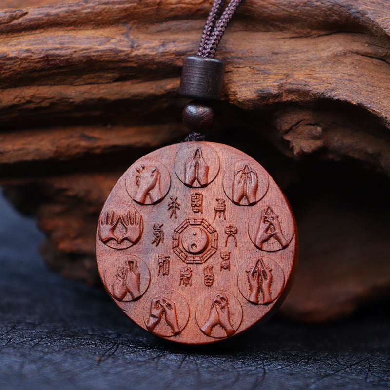 Collier pendentif en Buddha Stones en bois de jujubier frappé par la foudre Yin Yang Bagua Mountain Ghosts Dépenser de l'argent Protection