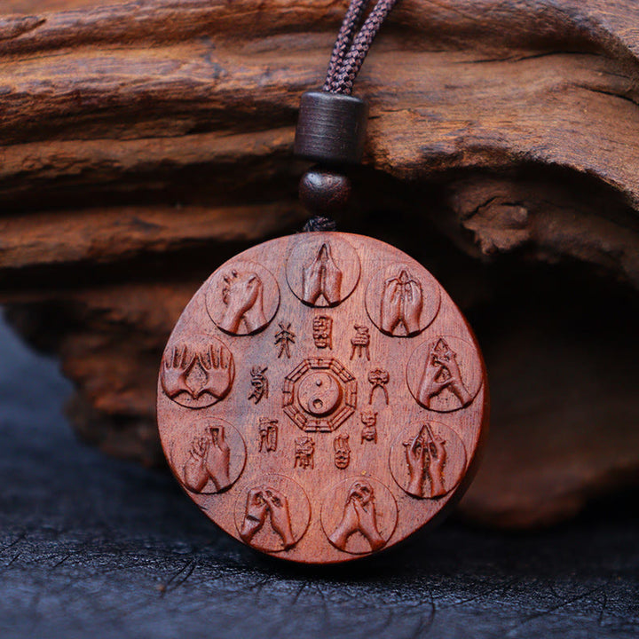 Collier pendentif en Buddha Stones en bois de jujubier frappé par la foudre Yin Yang Bagua Mountain Ghosts Dépenser de l'argent Protection