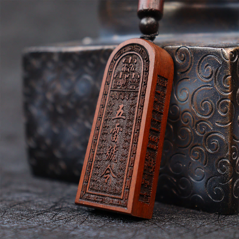 Collier pendentif protection chanceuse en bois de jujubier frappé par la foudre et Buddha Stones taoïstes des cinq ordres du tonnerre