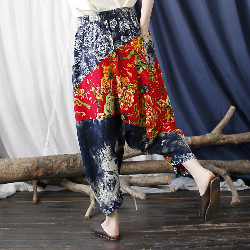 Pantalon sarouel en coton et lin avec poches et patchwork de fleurs de pivoine bleues et rouges Buddha Stones