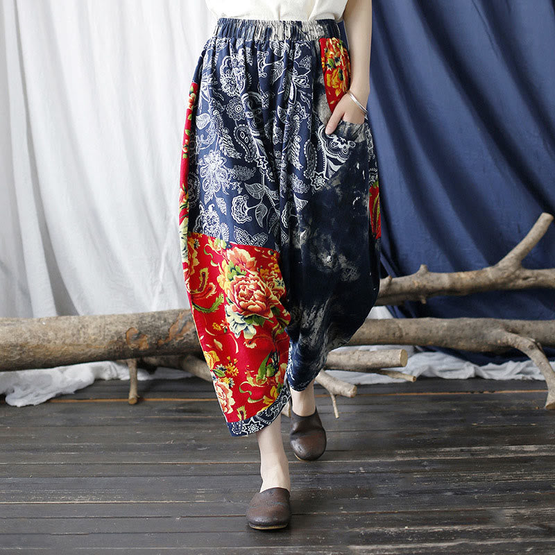 Pantalon sarouel en coton et lin avec poches et patchwork de fleurs de pivoine bleues et rouges Buddha Stones