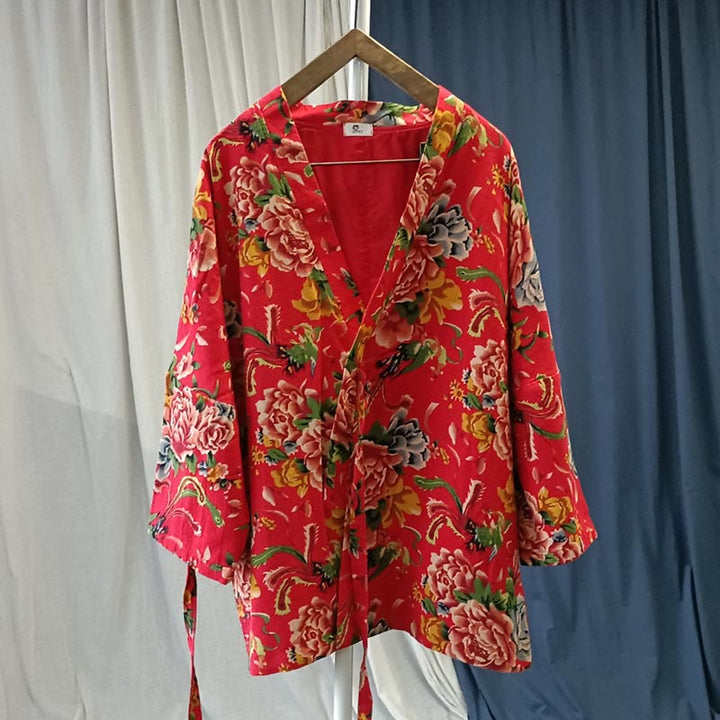 Veste à lacets en coton et lin à imprimé pivoine et fleurs rouges du nord-est de style ethnique Buddha Stones