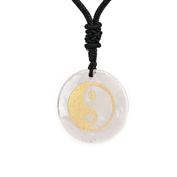 Collier pendentif spirituel Yin Yang en Buddha Stones en cristal varié, améthyste, œil de tigre, aventurine verte