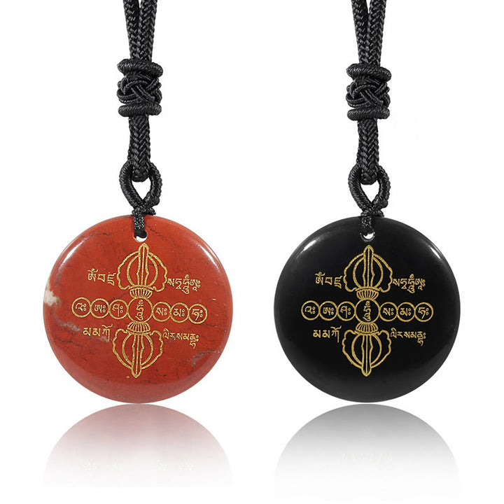 Collier pendentif en obsidienne noire avec Buddha Stones Vajra Dorje à motif sanskrit naturel et divers cristaux