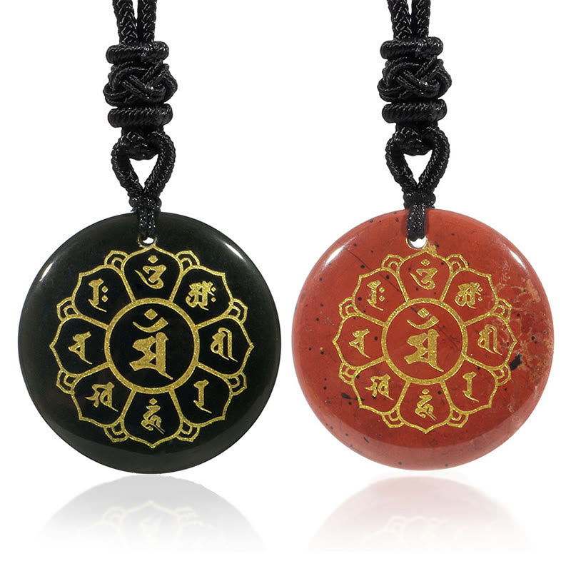 Collier pendentif en obsidienne noire avec Buddha Stones Om Mani Padme Hum et cristaux naturels divers