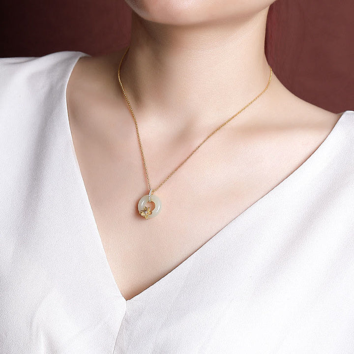 Buddha Stones Collier avec pendentif porte-bonheur en argent sterling 925 et jade Hetian