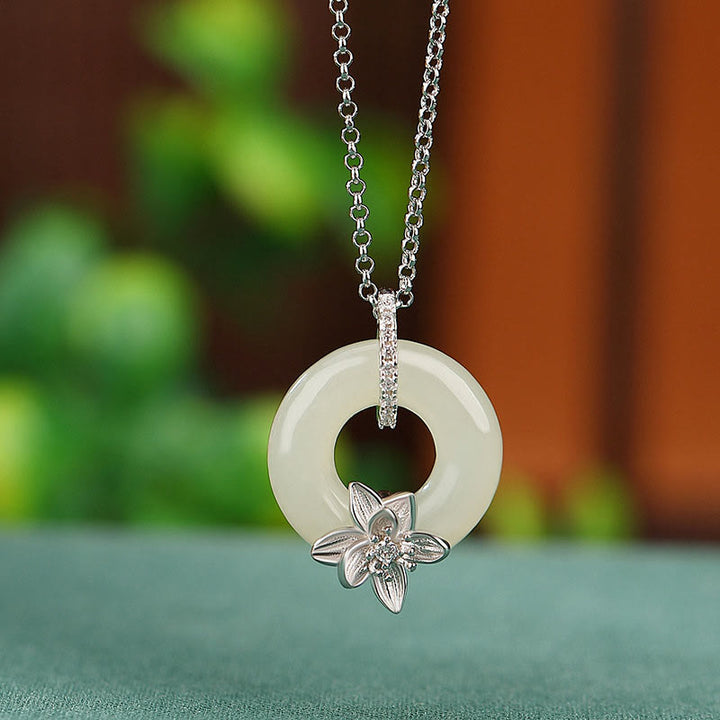 Buddha Stones Collier avec pendentif porte-bonheur en argent sterling 925 et jade Hetian
