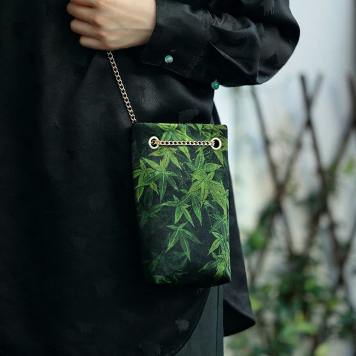 Sac à bandoulière en métal avec petite feuille d'érable et plaqueminier Buddha Stones