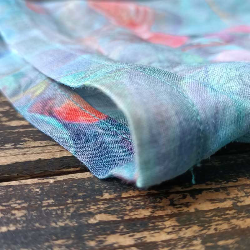 Chemise à manches longues en lin ramie avec imprimé de fleurs roses et de feuilles vertes et de boutons de grenouille - image 16