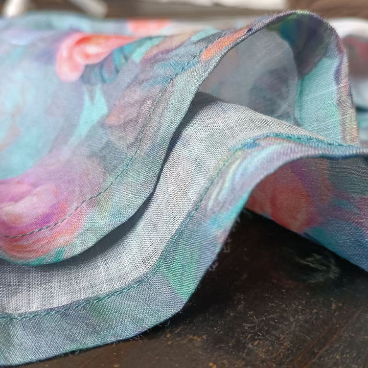 Chemise à manches longues en lin ramie avec imprimé de fleurs roses et de feuilles vertes et de boutons de grenouille - image 15