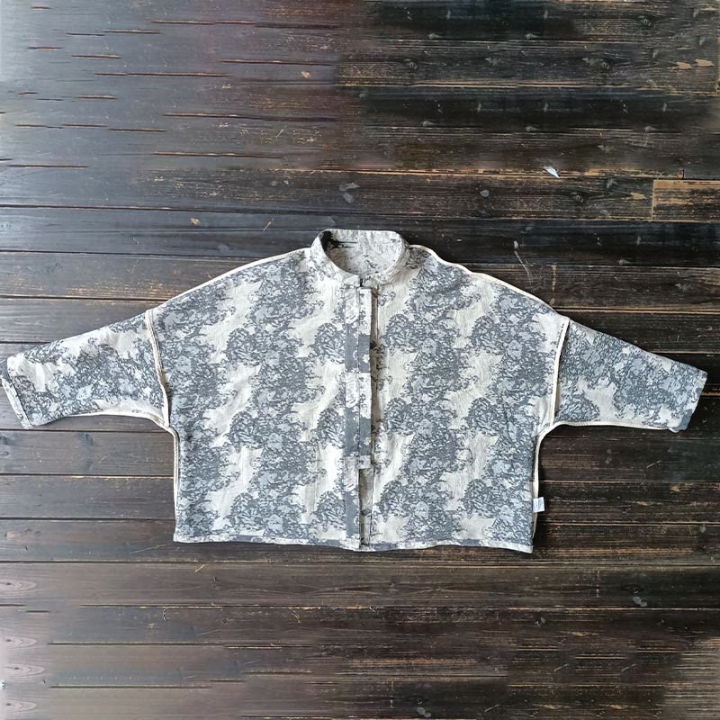 Chemise à manches longues en coton et lin avec imprimé Buddha Stones noir et gris et boutons de grenouille avec poches - image 14