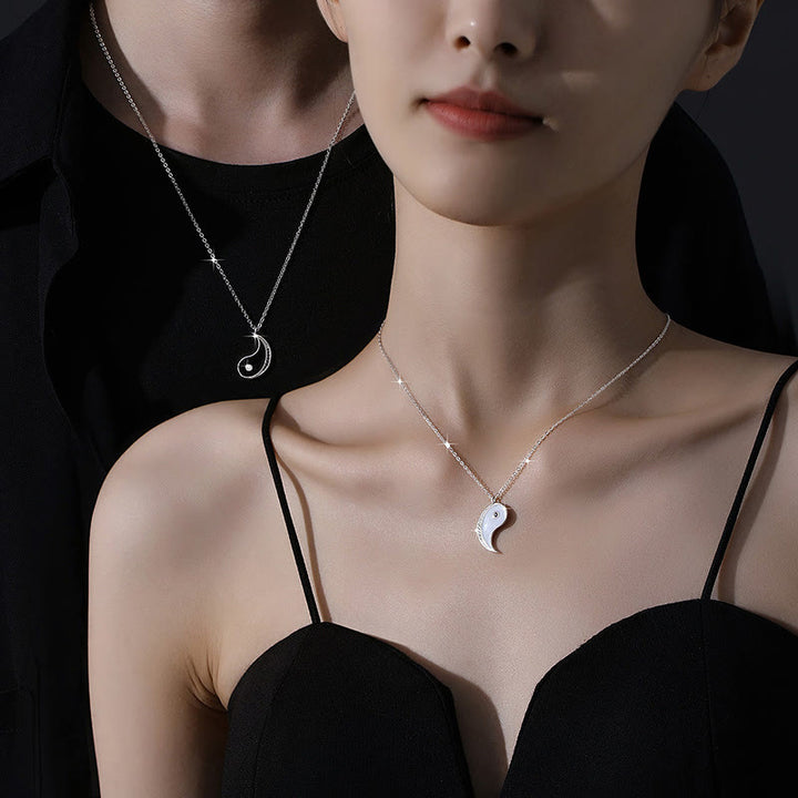 Collier pendentif symbole Yin Yang Harmony en argent sterling 925 avec Buddha Stones